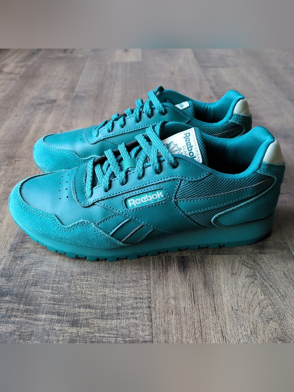 Reebok Womens Classic Harman Run Blue Green Casual Shoes Sneakers Size 7 EH2515